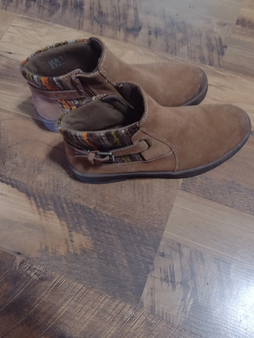 Earth Origins Brown Suede Ankle Booties with Multicolor Knit Cuff